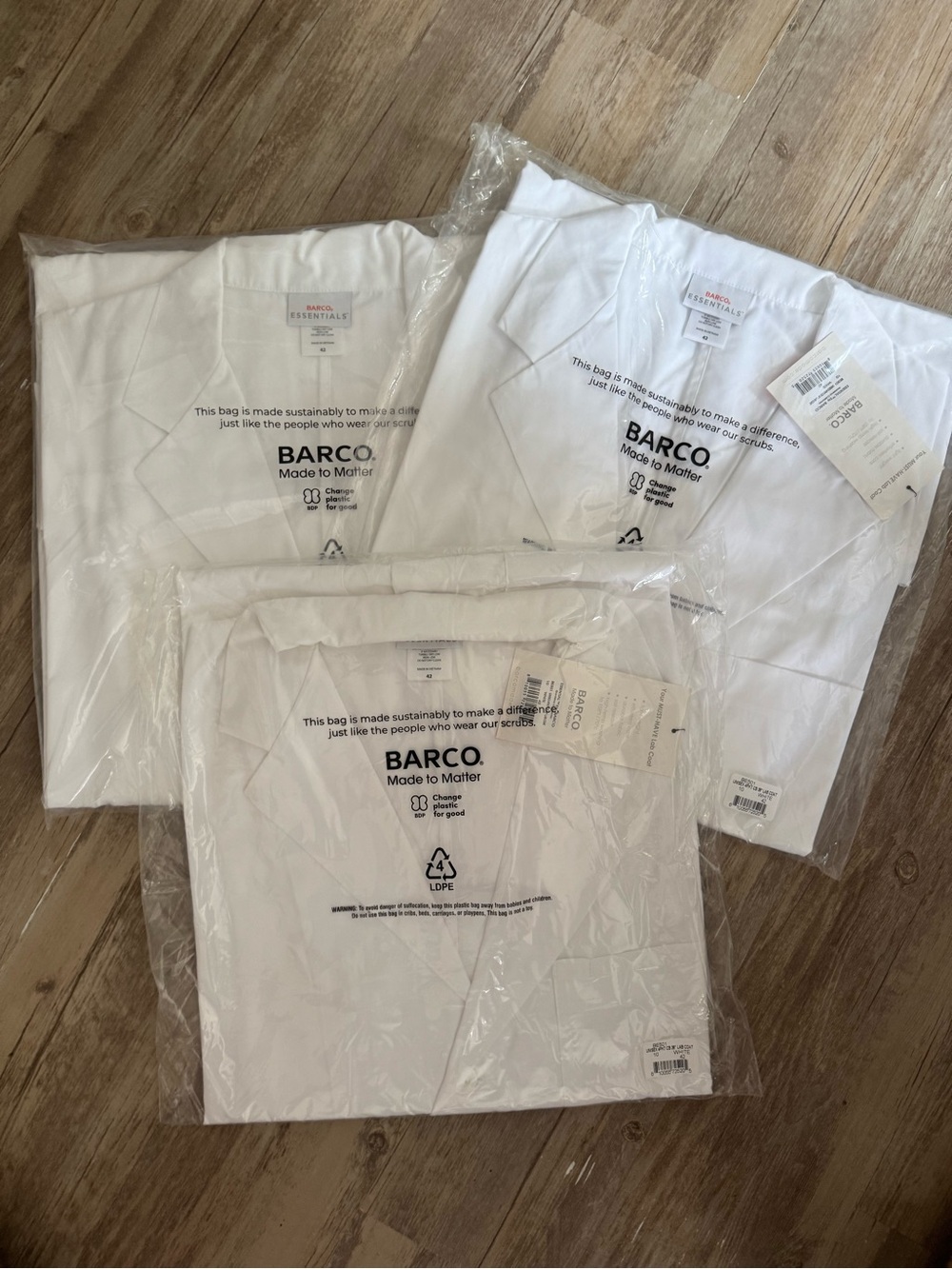 3 Medical lab Coats New Barco unisex  Medical Scrub Top size 42